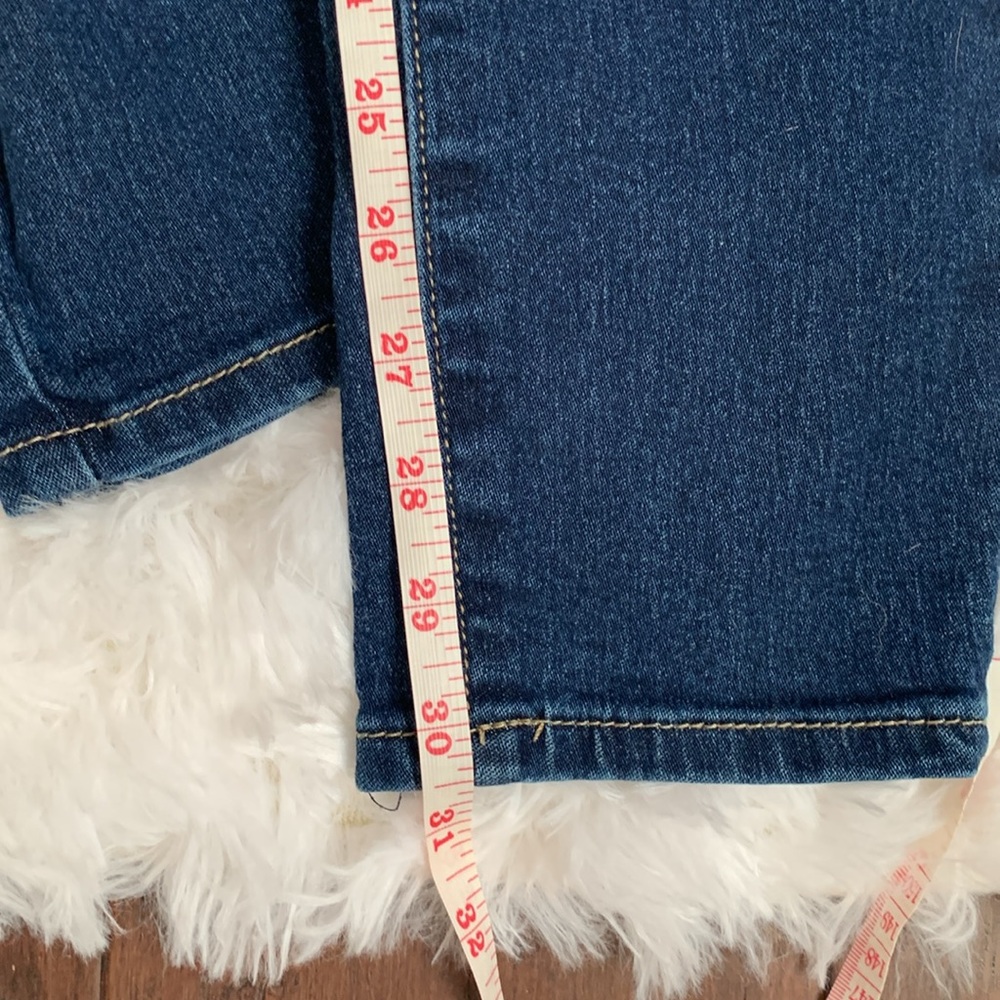 NWT Fashion Nova’s Needing Something Jeans - Dark Denim- Size 11/30 - Picture 9 of 13